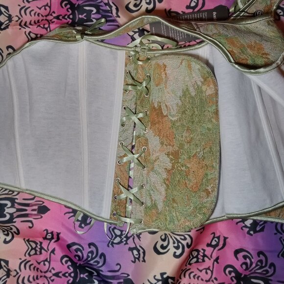 Scarlet Darkness Green Floral Corset - Picture 8 of 9